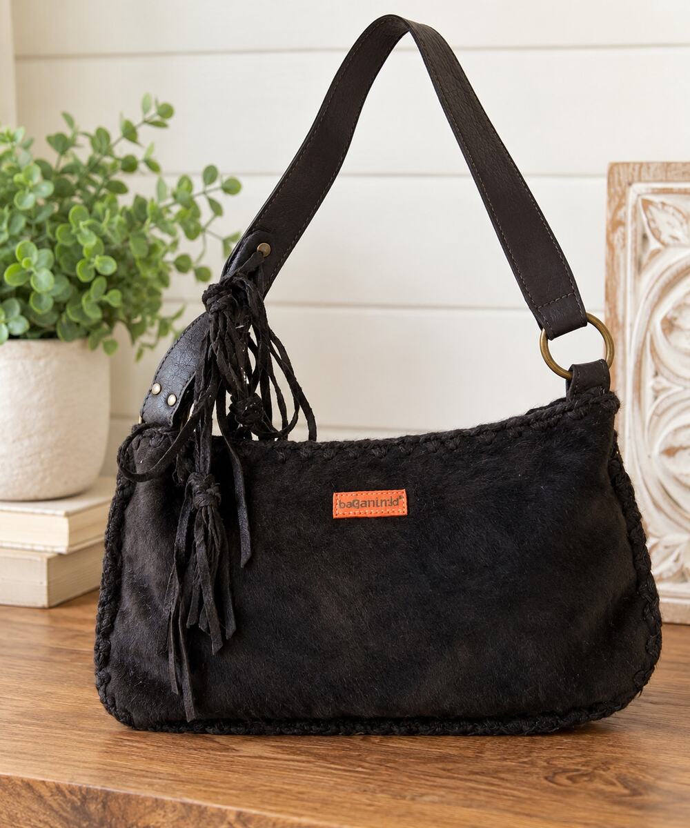 Bacamunda Black Leather Hair-On-Hide Shoulder Bag – Tassel Details
